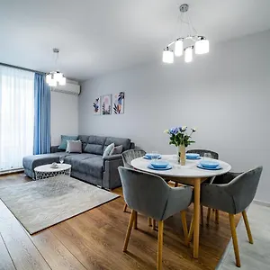 https://brand-new-downtown-apartment.varna-hotels.com