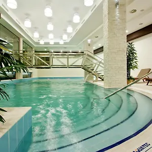 Szálloda Earth & People & - Free Parking & Swimming Pool, Szófia