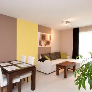 Top Apartment