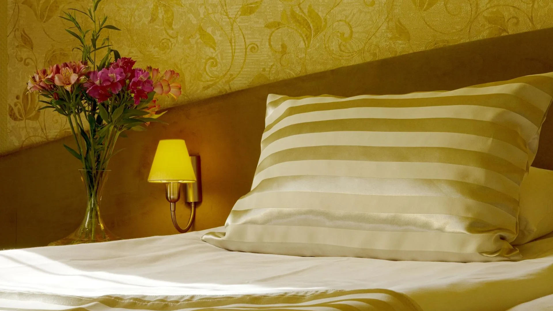 Triada Hotel Sofía 4*,  Bulgaria